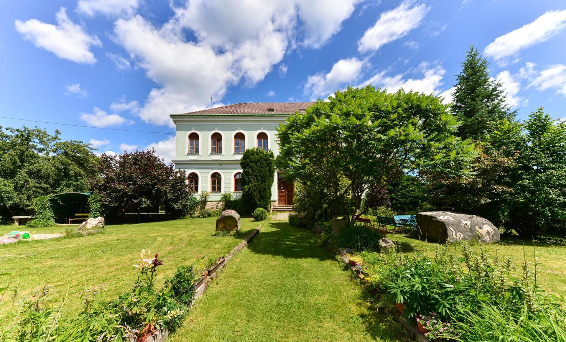 Penzion Medvedi Paseka Nova Bystrice Exterior foto