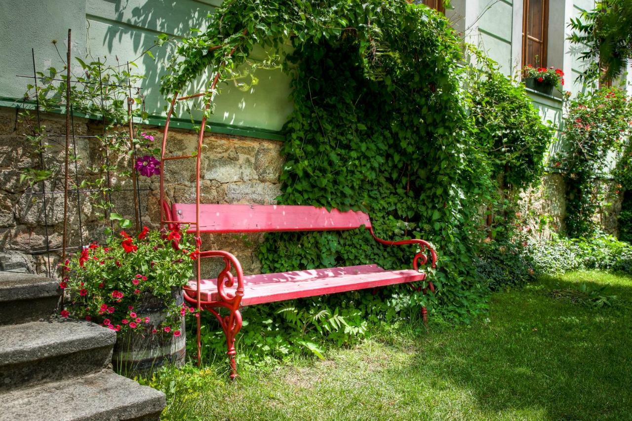 Penzion Medvedi Paseka Nova Bystrice Exterior foto